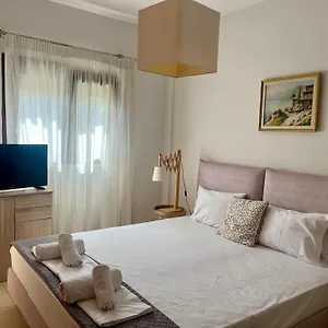 The House - & (adults Only) Афитос